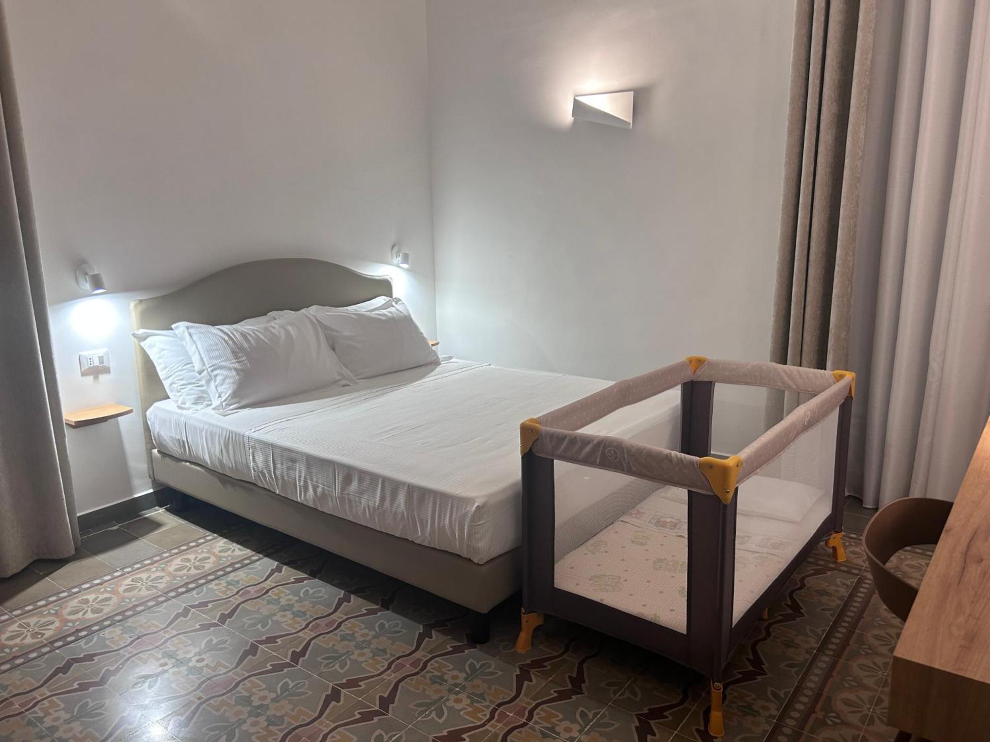 לסקארי Ducas Rooms And Suite מראה חיצוני תמונה